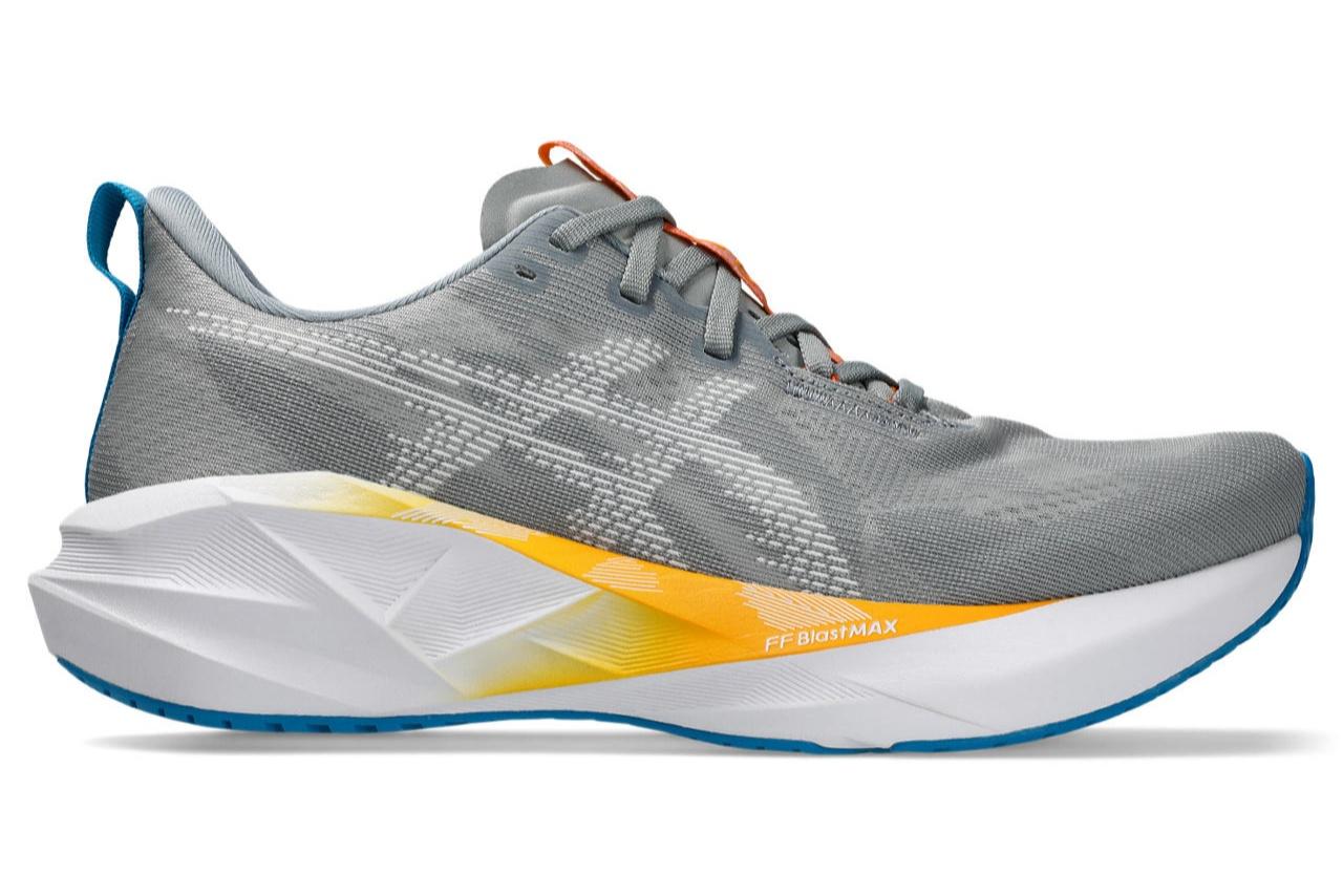 ASICS NOVABLAST 5 — 6