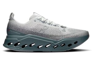 ON CLOUDSURFER MAX — 6 | Bikila — Running y Deportes