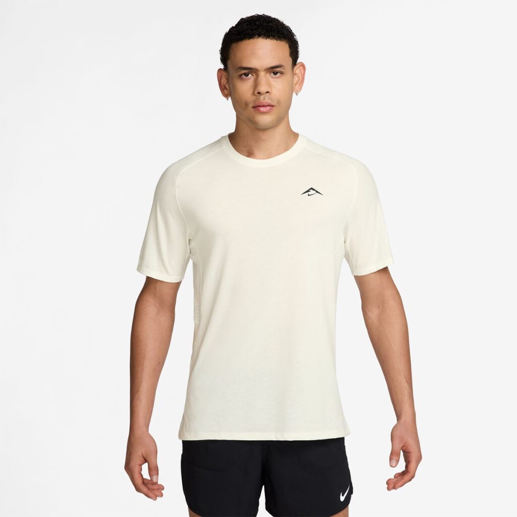 Nike – Camiseta de hombre Solar Chase Nike. | El Corte Inglés — Fitness y Deportes