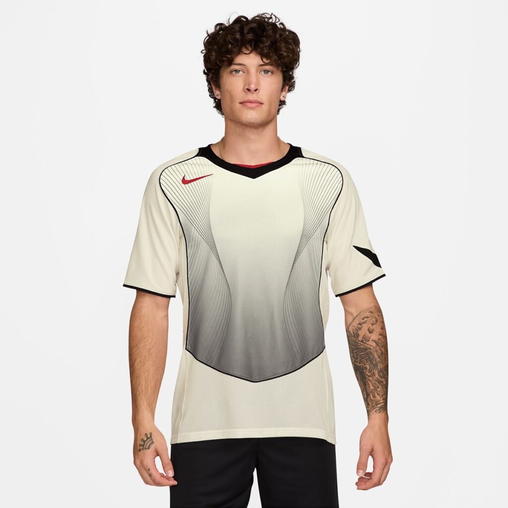 Nike – Camiseta de hombre Total 90 Nike. | El Corte Inglés — Fitness y Deportes