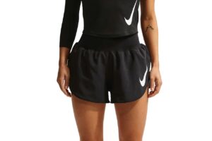 NIKE TEMPO SWOOSH SHORT MUJER — XS | Bikila — Running y Deportes