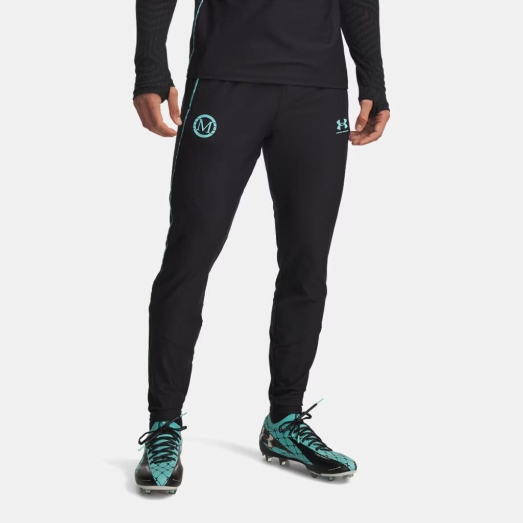 Under Armour – Pantalon de hombre x Mansory Challenger Pant Under Armour. | El Corte Inglés — Fitness y Deportes