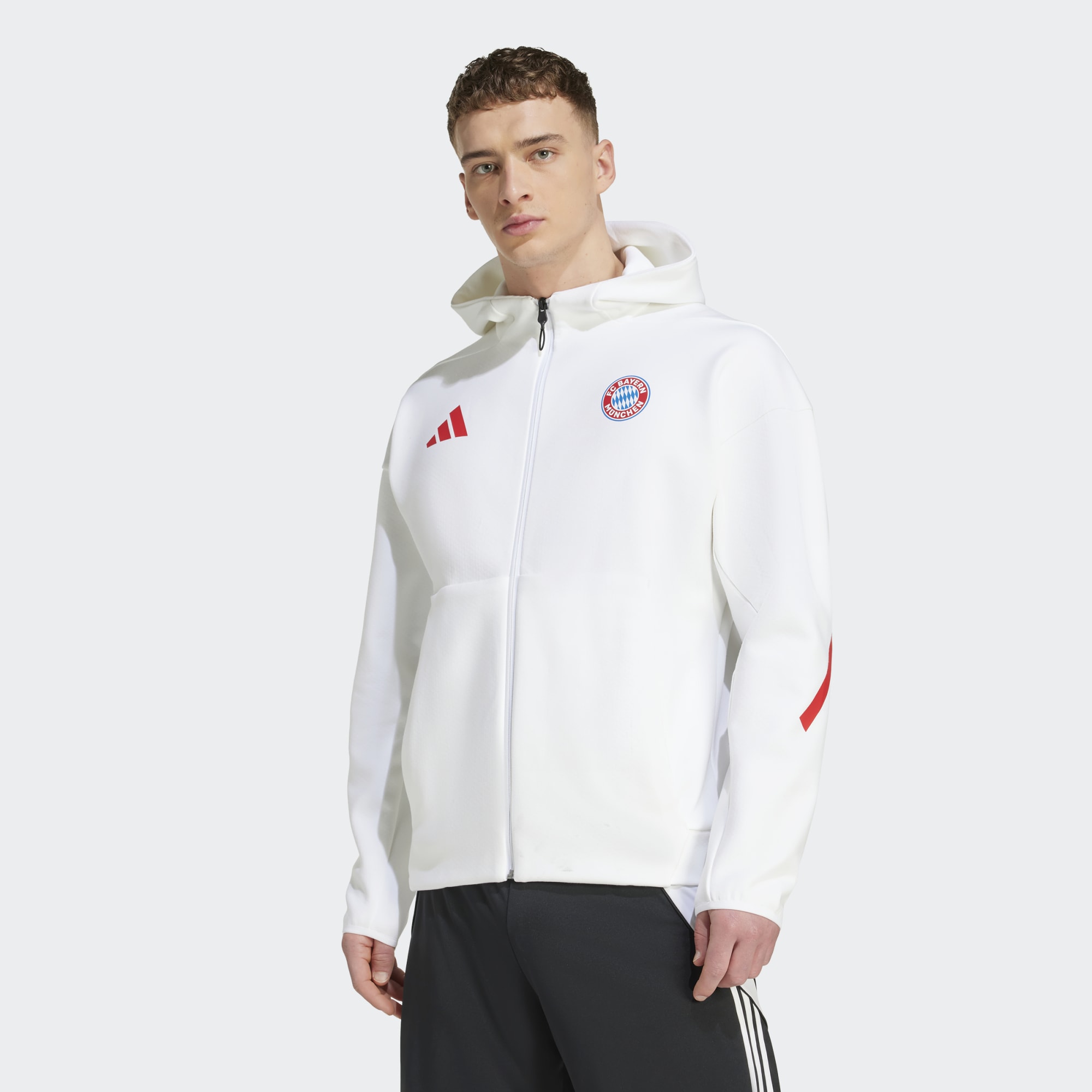 adidas - Chaqueta de hombre FC Bayern Munich 2025-2026 Himno Z.N.E. adidas.