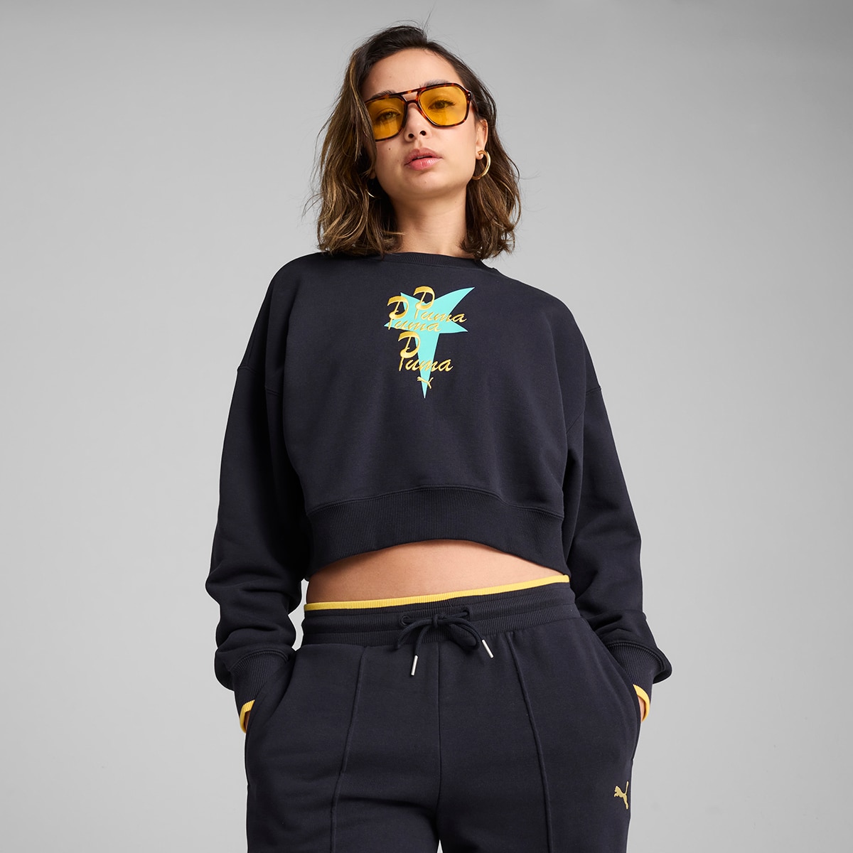Puma - Sudadera de mujer ROAD TO UNITY Oversized Graphic Crew TR Puma.