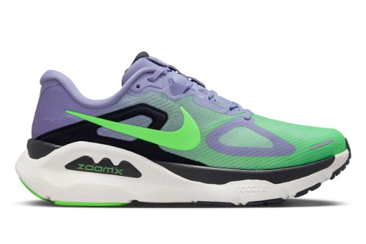 NIKE STRUCTURE PLUS — 6