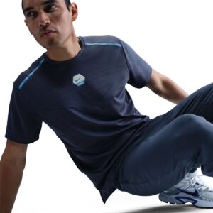 Nike – Camiseta de hombre Sportswear Cs Run Tee Nike. | El Corte Inglés — Fitness y Deportes