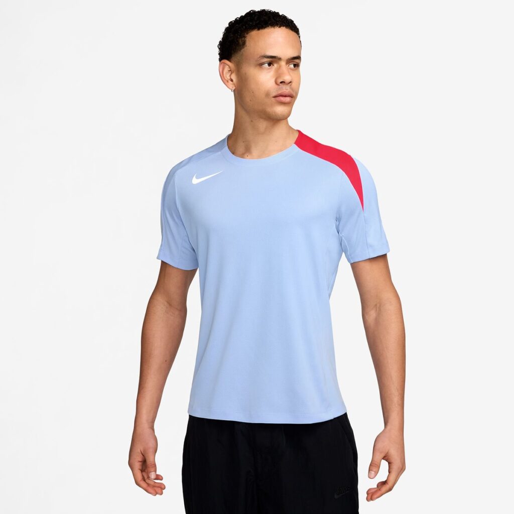 Nike – Camiseta de hombre Dri-FIT Strike Total 90 Nike. | El Corte Inglés — Fitness y Deportes