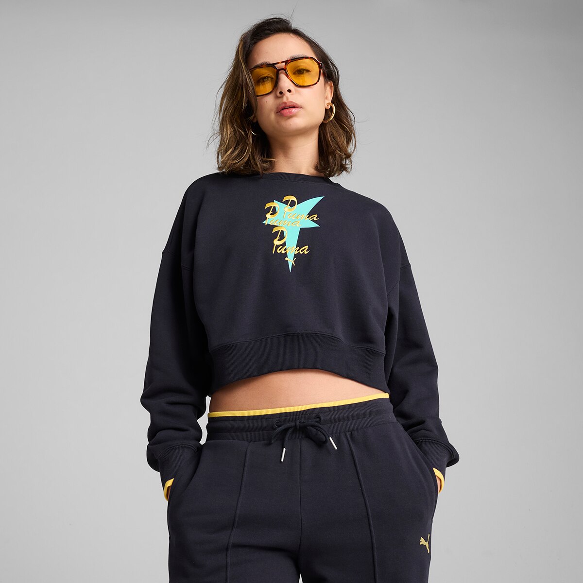 Puma - Sudadera de mujer ROAD TO UNITY Oversized Graphic Crew TR Puma.
