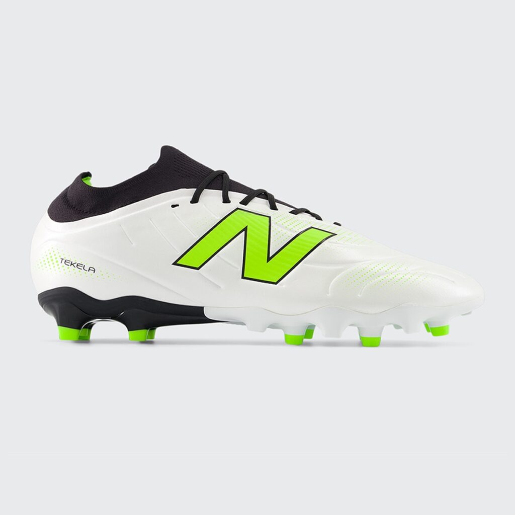 New Balance – Botas de Fúbol de Hombre TEKELA TEAM LOW LACED FG V5 New Balance. | El Corte Inglés — Fitness y Deportes