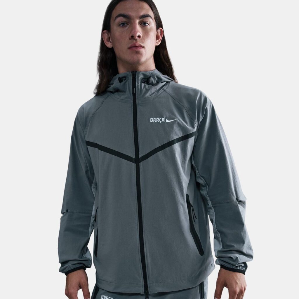 Nike – Sudadera de hombre FC Barcelona 2025-2026 Tech Woven Nike. | El Corte Inglés — Fitness y Deportes